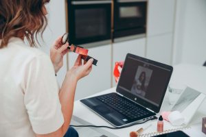 Virtual Makeup Lessons: Convenience and Quality